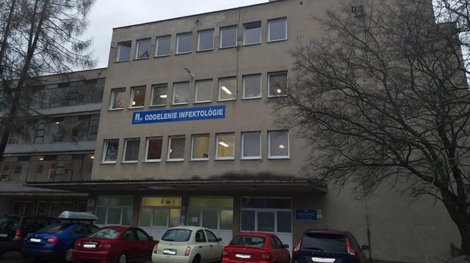 Pacienti s covidom doplatili na staré priestory. Voda zatopila pavilón v banskobystrickej nemocnici