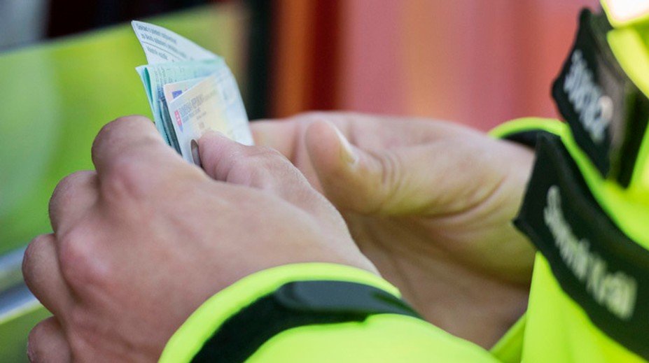 Na opatrenia kašľali. Napriek zákazu sa skupina 20 ľudí zabávala v bratislavskom podniku