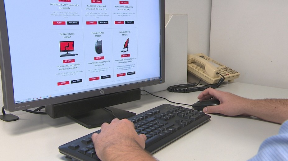 Bratislavčanka predávala cez inzerát holiaci strojček, nakoniec prišla o tisíce eur