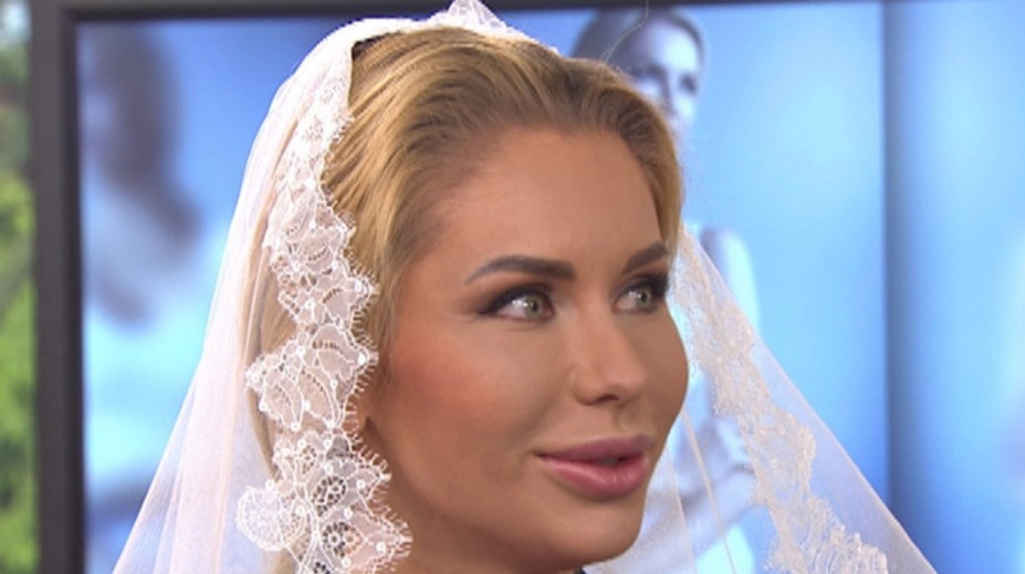 Playmate Cifrová vo svadobnom. Môže za to nový priateľ z Dubaja