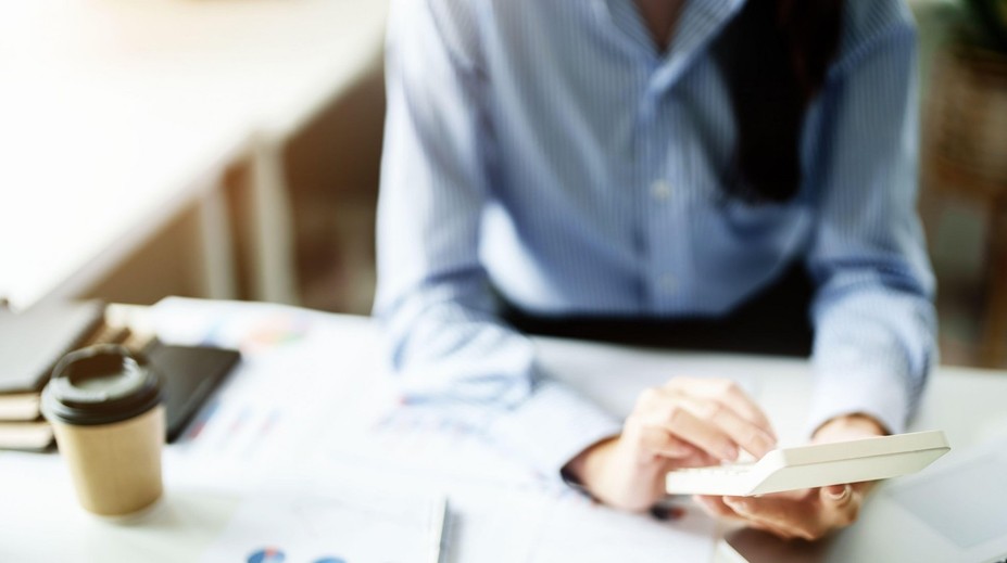 Nie každý na konsolidáciu doplatí. Po novom sa mnohým oplatí založiť si jednoosobovú SRO-čku