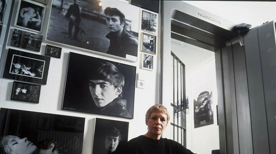 Svet smúti. Zomrela fotografka Astrid Kirchherrová (†81), ktorá preslávila The Beatles