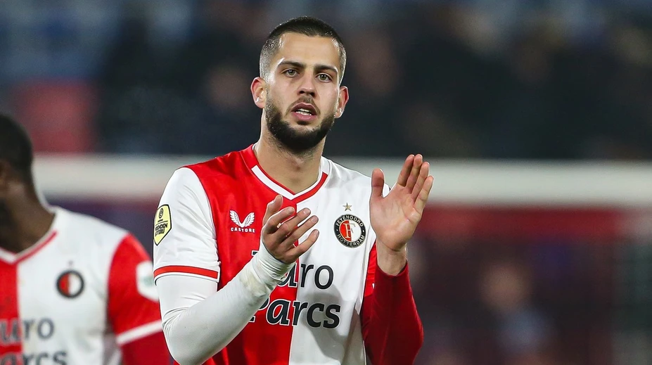 PSG? Z 15 najlepších klubov sveta sa na Hancka pýtalo päť. Bude si vyberať z dvoch, tvrdí agent
