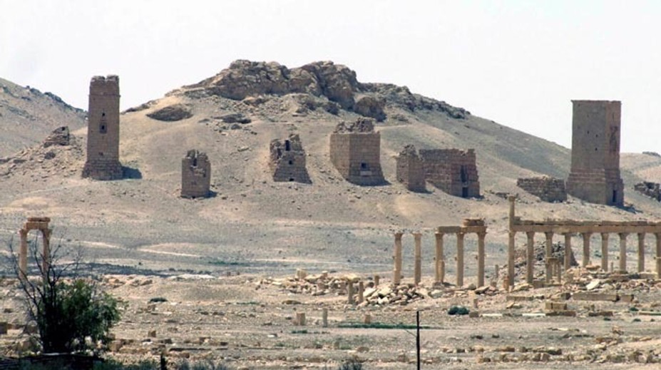 V dobytej Palmýre objavili masový hrob, sú tam aj telá detí