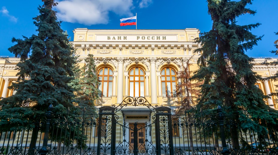 Voľný pád rubľa pokračuje. Ruská centrálna banka pristúpila k radikálnemu kroku