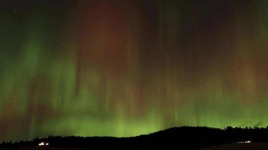 FOTO: Polárna žiara sa vo svete objavuje čoraz viac. Prečo sa zvýšil jej výskyt?