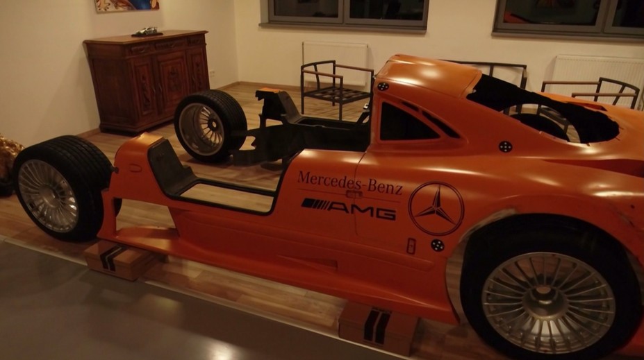 Patrí medzi najdrahšie autá s nízkym limitom. V Brezne majú kus vyrobený pre crashtest