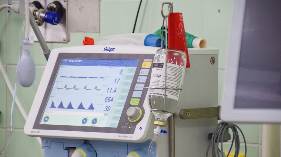 Analytik Smatana: Čaká nás náročná jeseň a zima. Zdravotné kapacity budú preťažené