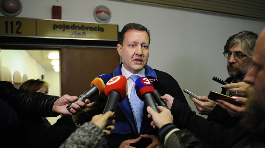 Lipšic má lekársku správu riaditeľa Čistého dňa: S touto diagnózou nemôže viesť centrum