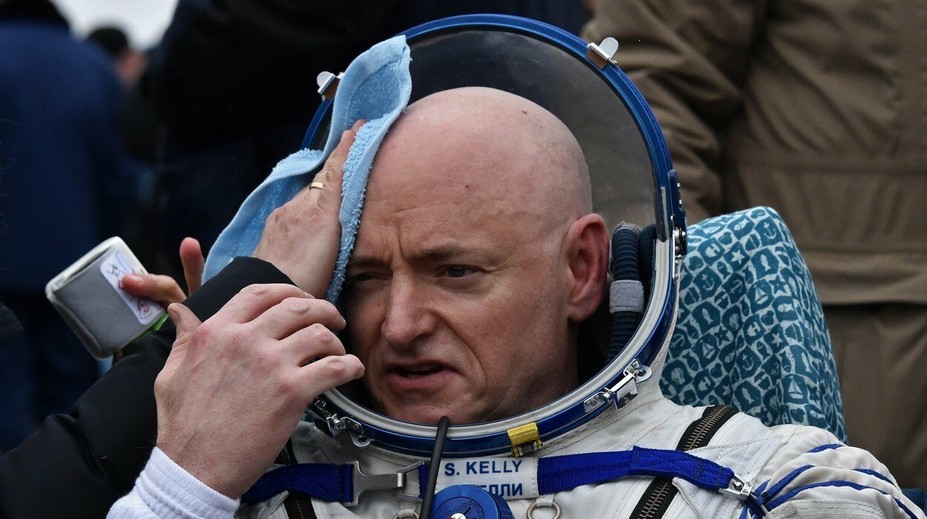 Astronaut prežil rok vo vesmíre. Spôsobilo to, že s identickým dvojčaťom už nemajú rovnaké gény