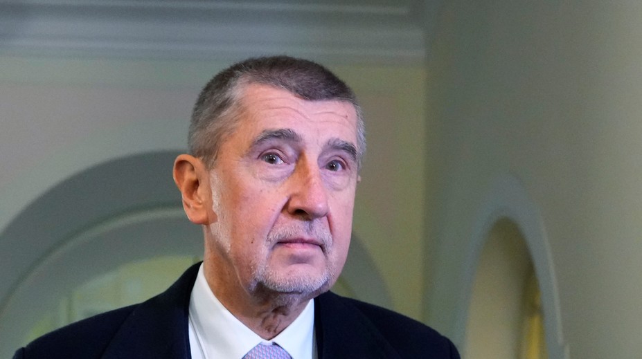 Ak vyhráte, vezmem si flintu a vydám sa na svoj posledný lov. A. Babišovi sa vyhrážajú smrťou