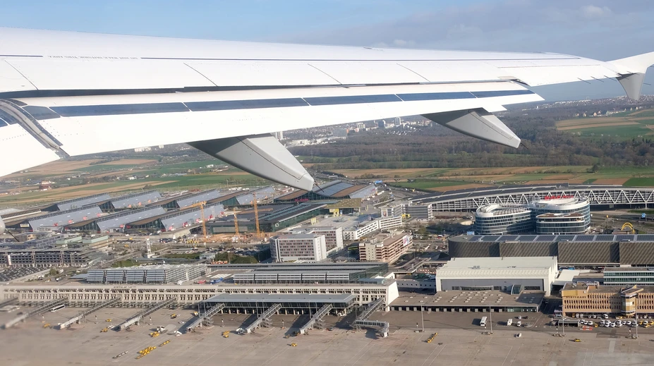 Na let do Lisabonu si stovka cestujúcich počká až do pondelka. Kopilot bol viditeľne opitý