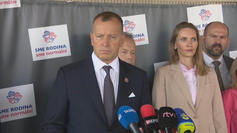 Boris Kollár má na krku ďalšie podozrenie z fyzického útoku na ženu. Má ísť o poslankyňu jeho hnutia