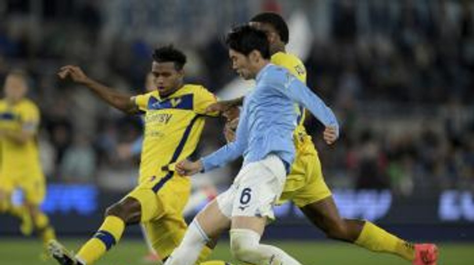 Serie A: Hellas nasadil v Ríme na polhodinu aj Dudu so Suslovom. Slováci však prehre nezabránili