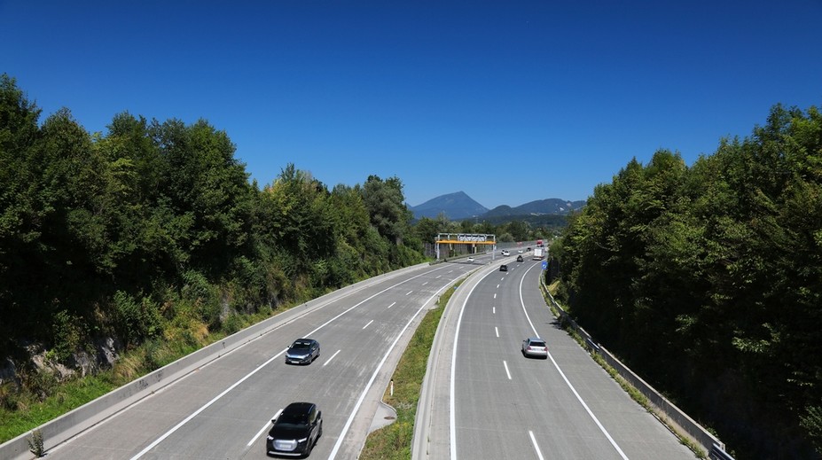 Pozor na rýchlosť u našich susedov. Za jej prekročenie vám čoskoro môžu zhabať auto