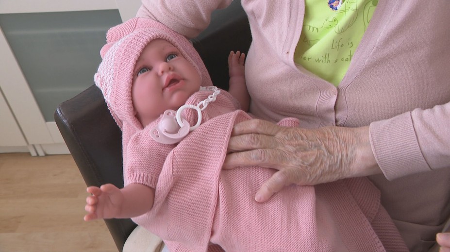 Zázračné bábiky: Prekvapí vás, ako dokáže hračka zmeniť život seniora