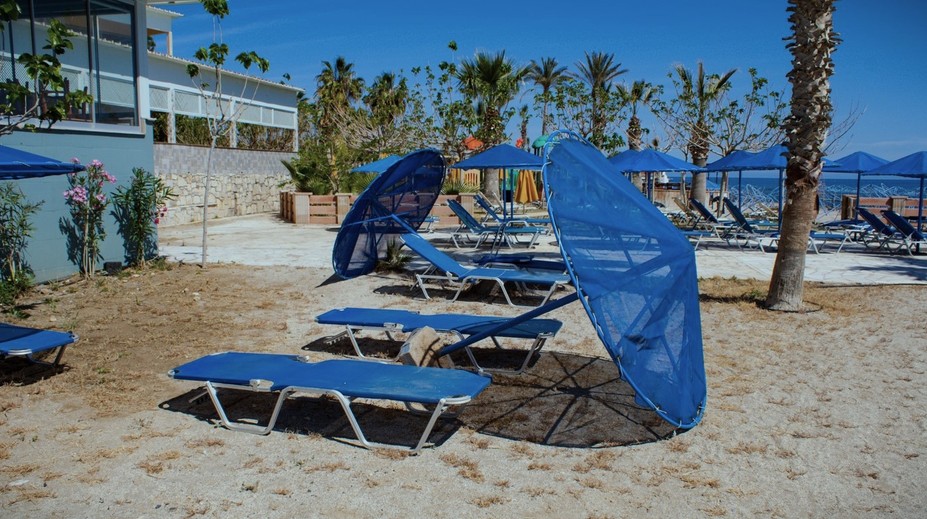 Z dovolenky snov nočná mora. Skupinu turistov namiesto krásneho hotela čakali šváby, špina a plesne