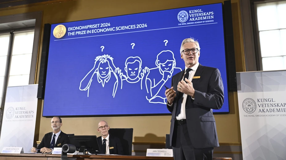 Udelili Nobelovu cenu za ekonómiu. Získali ju traja vedci za výskum ekonomickej nerovnosti medzi štátmi