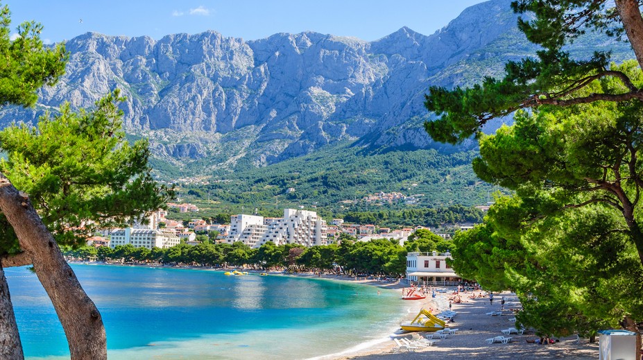 Chystáte sa autom na dovolenku? Tu nájdete, koľko vás vyjdú náklady spojené s cestou