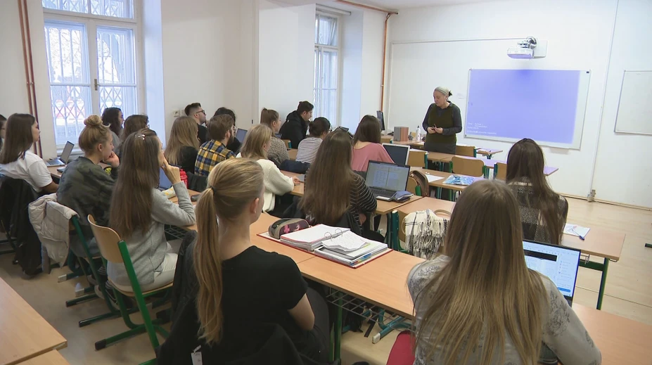 Kým skončíte bakalára, môžete získať 9000 eur. Štát ponúka štipendium za výber slovenskej univerzity