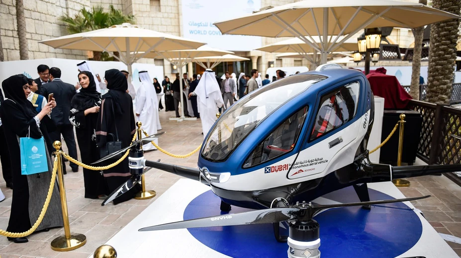 V júli začnú v emiráte Dubaj skúšať drony ako osobné taxíky