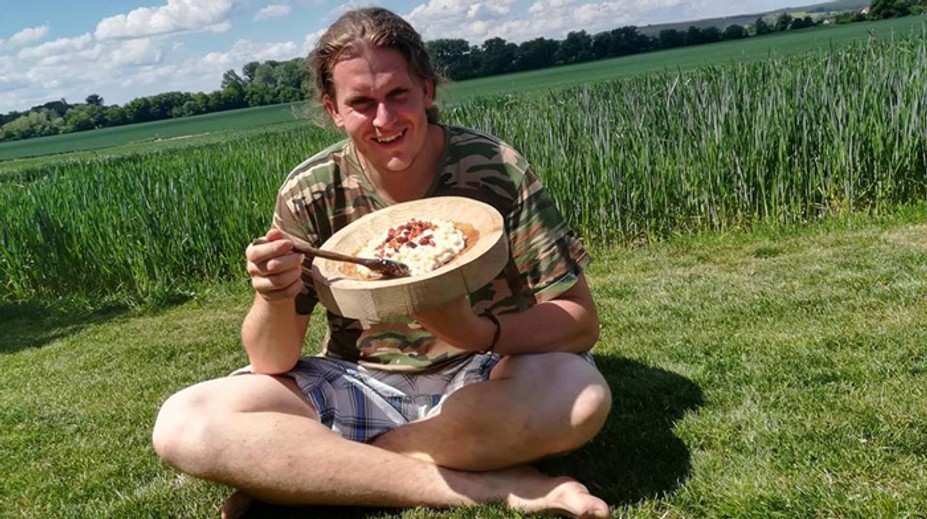 Úradujúci víťaz Farmy: Takto zveľaďuje rodinný biznis