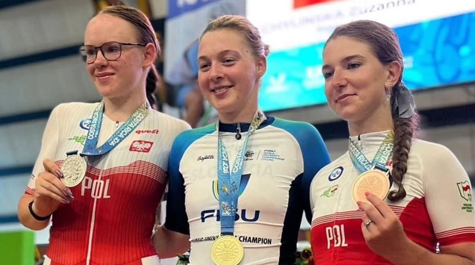 Skvelá správa z Kostariky, Slovensko má majsterku sveta. Medailu venujem rodičom, vraví mladá šampiónka