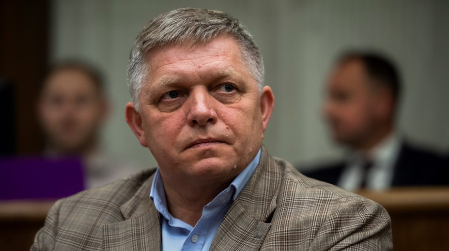 Voľby by na prelome júla a augusta vyhral Smer-SD, nasleduje PS a Hlas