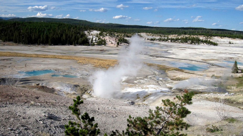 Turista spadol do horúceho prameňa a zahynul