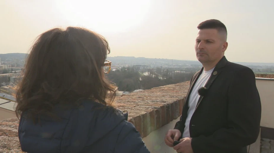 Prezidentský seriál. Róbert Švec chce nakopnúť procesy, aby Slovensko postupne opustilo EÚ a NATO