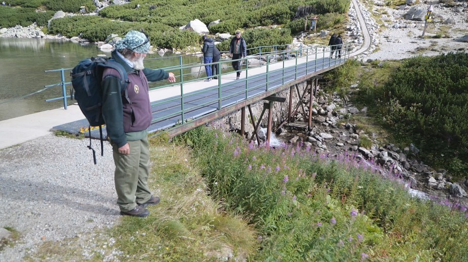 Turista v Tatrách napadol strážcu prírody. Údajne ho hodil do Velického plesa neďaleko Sliezskeho domu