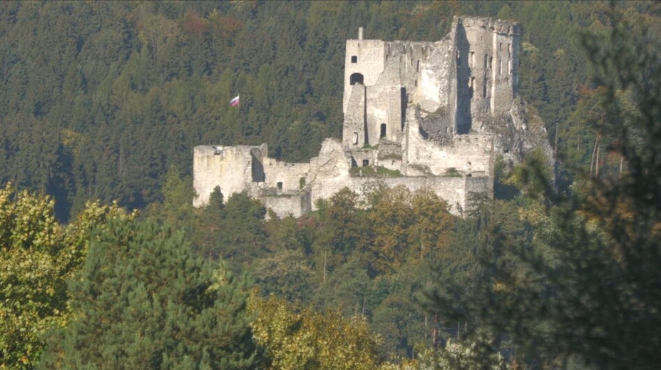 Rekonštrukcia na poslednú chvíľu. Začínajú s opravami hradu Likava