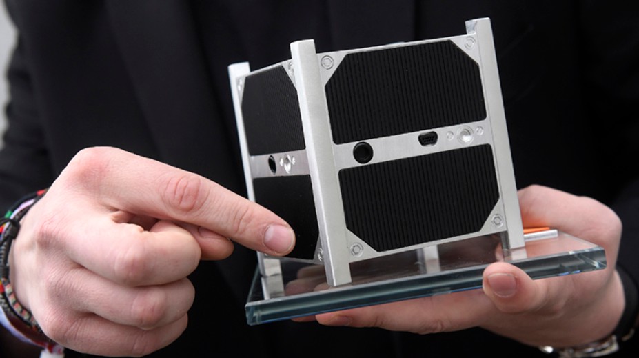 Prvá slovenská družica skCube prestala po dvoch týždňoch fungovať