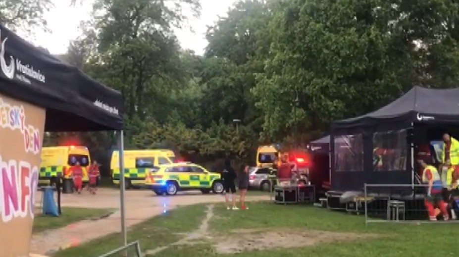 Po zásahu bleskom hlásia v Česku viacero zranených vrátane detí