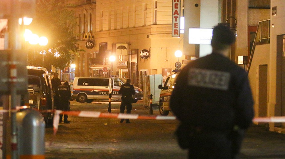 Rakúsko zistilo zlyhanie tajných služieb pred útokom vo Viedni