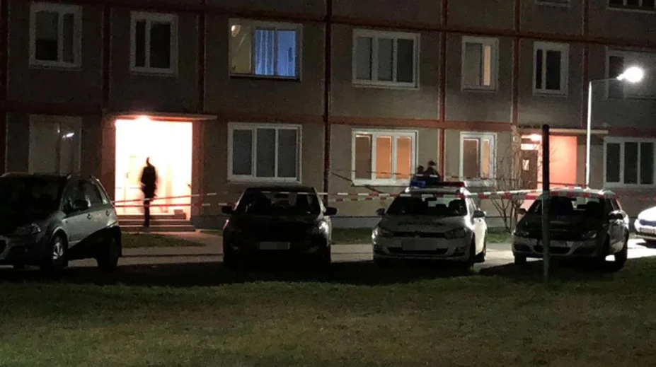 Pre podozrivý balík evakuovali ľudí z okolia domu v Trenčianskych Tepliciach
