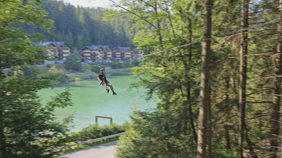 Zážitok plný adrenalínu. Aj na Slovensku vám zipline ponúka krásny výhľad