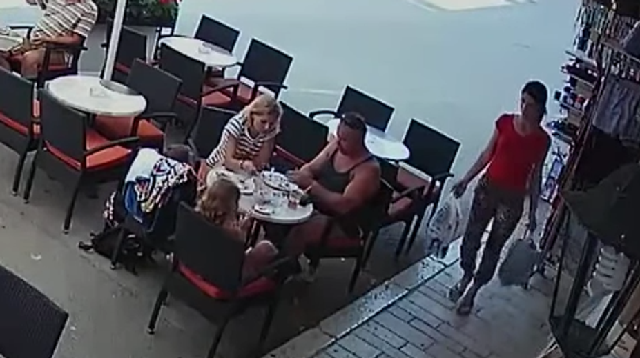 Poľský šéf väznice sa pekne vyfarbil, kvôli červíkom prišiel o kariéru