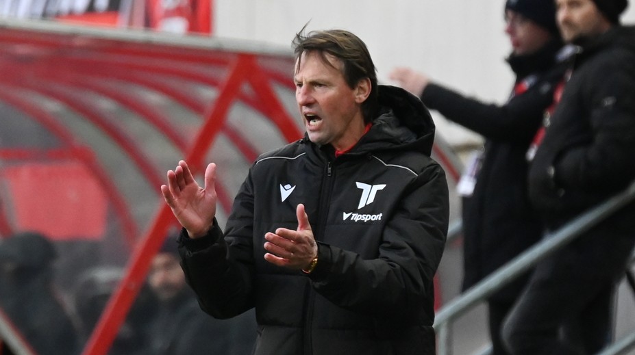 Vlani zachránil Trenčín, teraz sa o to pokúsi s Michalovcami. Do Niké ligy sa vracia František Straka