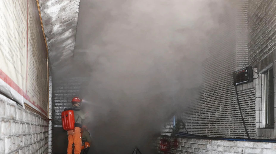 Najmenej 18 baníkov zomrelo v Číne na otravu oxidom uhoľnatým