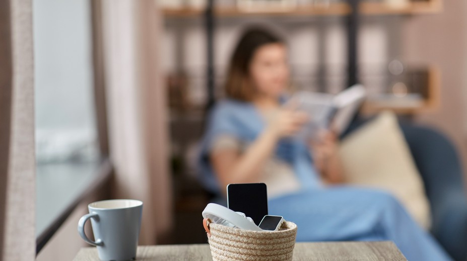 Na kvalitu spánku vplýva naša životospráva. Dopriať by sme si mali digitálny detox