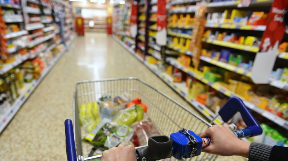 Otváracie hodiny reťazcov počas sviatkov. Na Silvestra zatvárajú oveľa skôr a skoro každý v inú hodinu (+ prehľad)