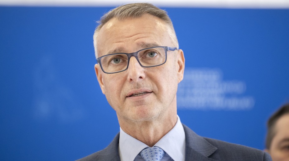 Minister Raši avizuje koniec spoločnosti, ktorú založila V. Remišová. Podľa neho je vo veľkej strate