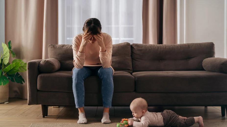 Zmeny nálad nemusia hneď signalizovať popôrodnú depresiu. Takto ju odlíšite od baby blues
