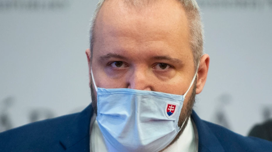 Poslanec M. Svrček (Sme rodina) podal návrh na zmenu ústavy. Podľa SaS porušil koaličnú zmluvu