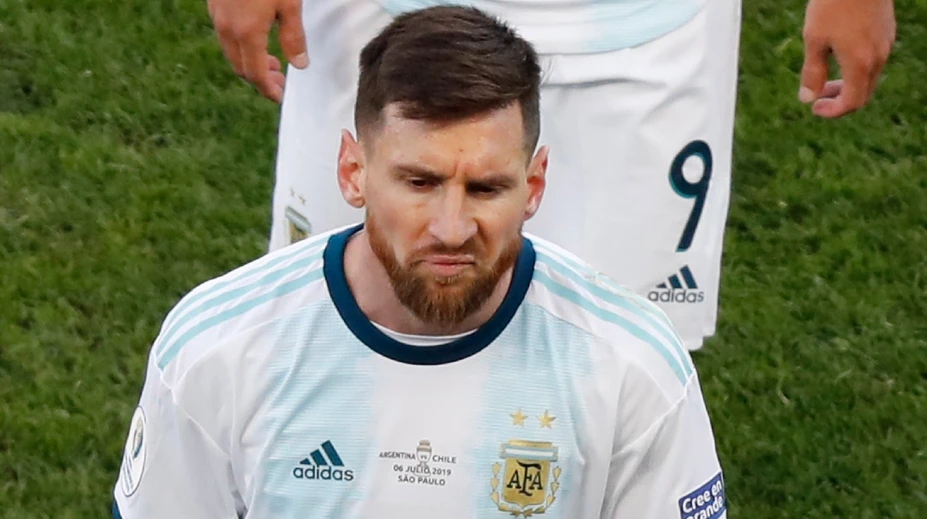 Messi ako ho nepoznáme: Padli silné obvinenia na rozhodcov aj celú konfederáciu