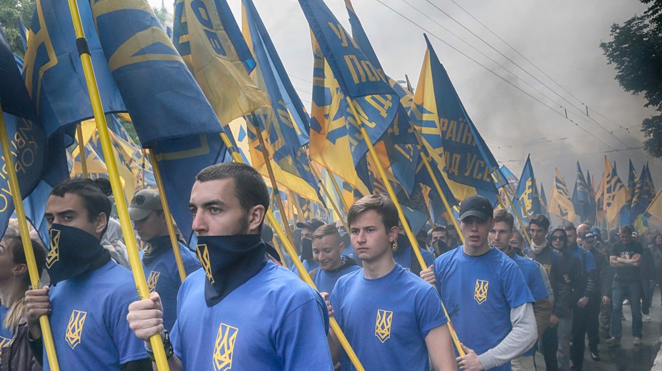 Tisíce nacionalistov vyšli do ulíc: Nechcú voľby na východe Ukrajiny