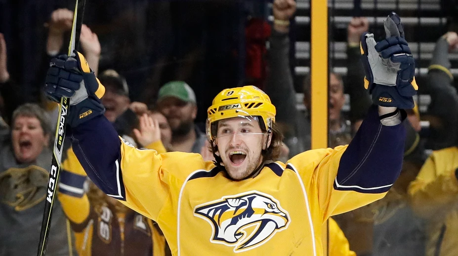 Prvou hviezdou týždňa NHL mladá puška z Nashvillu, Hossov spoluhráč v top trojke