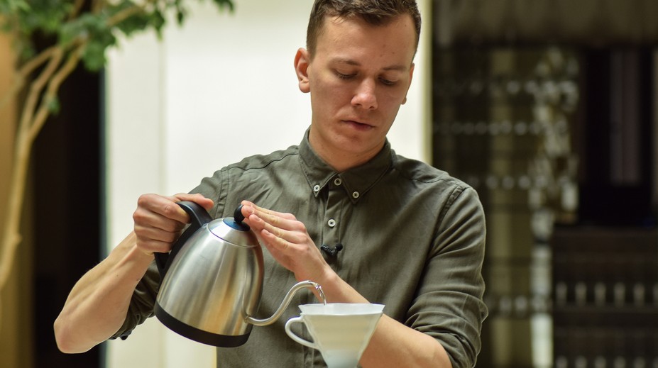 Barista: Niektorí hostia sa boja vypýtať si aj mlieko do kávy, môže za to kávový snobizmus