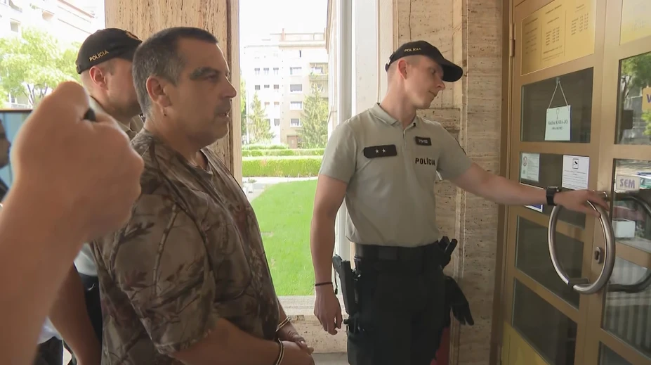 Agresor, ktorý na urgente v Bratislave napadol zdravotníkov a pacienta, spoznal svoj trest